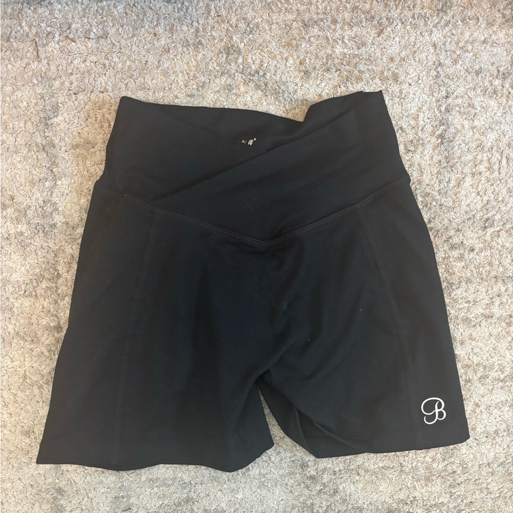 Bombshell Sportswear Black scrunch bottom short